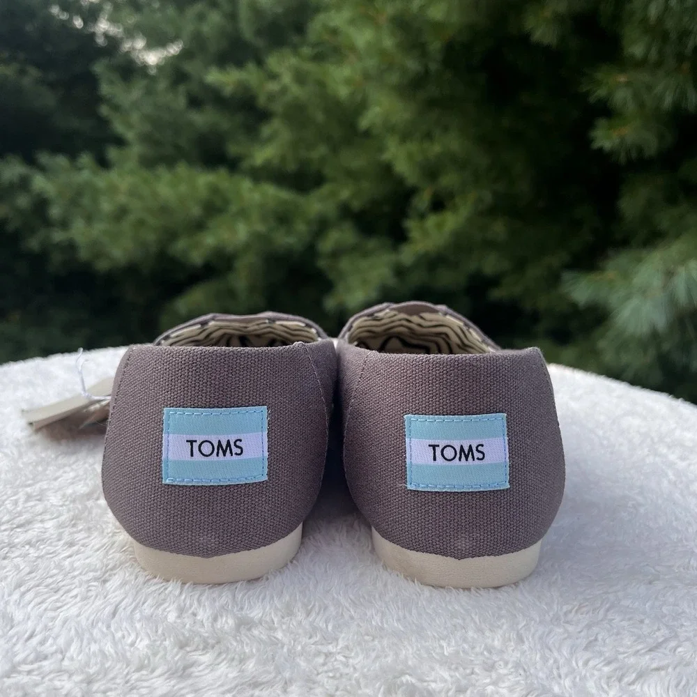 TOMS Alpargata Slip-on Canvas Shoes Mens Size 7 | 39 Ash Gray Brown New w Tags